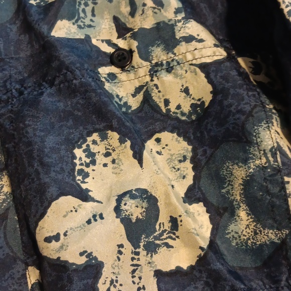 Metro Express women's silk shirt - Picture 2 of 5